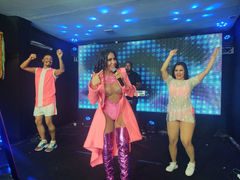 Novo single de Viviane Batidão já nas principais plataformas digitais