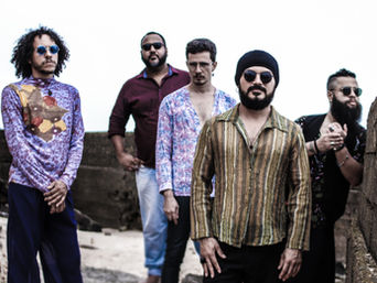 "Feroz", álbum de estreia da banda Móbile Lunar, já está nas plataformas digitais