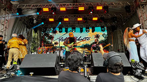 O som de Félix Robatto no carnabelém