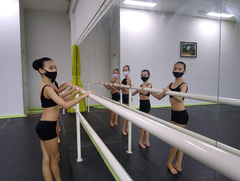 Paraenses são selecionadas para a escola Bolshoi no Brasil