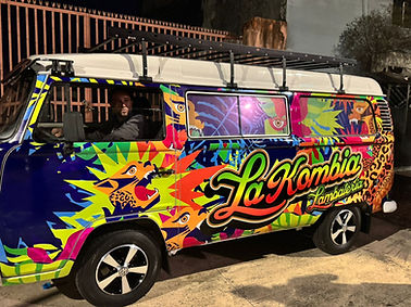 La Kombia: Lambateria em Movimento (LAM)