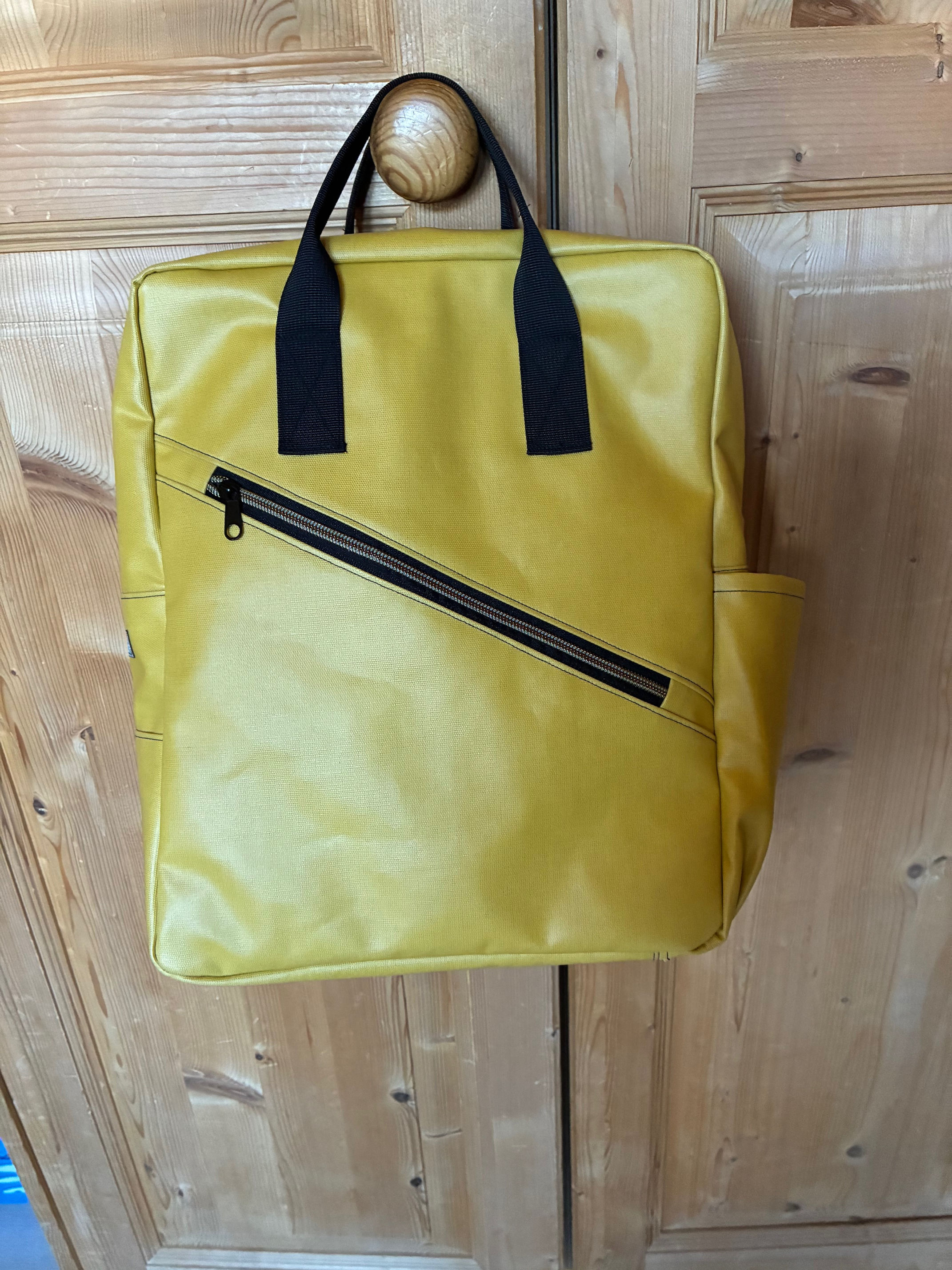 Mittelgrosser Rucksack