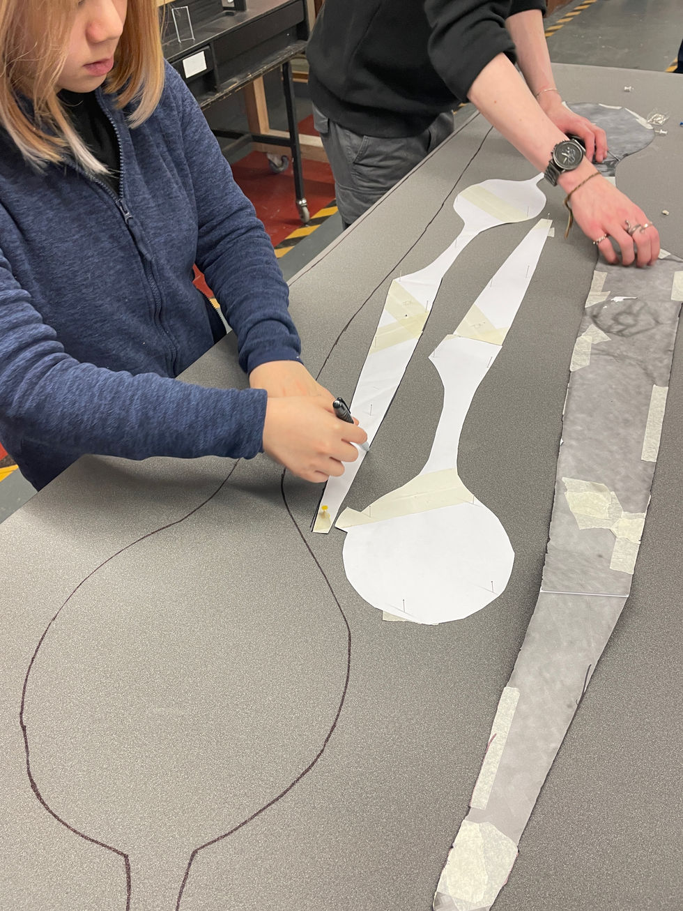 Scissors stenciling