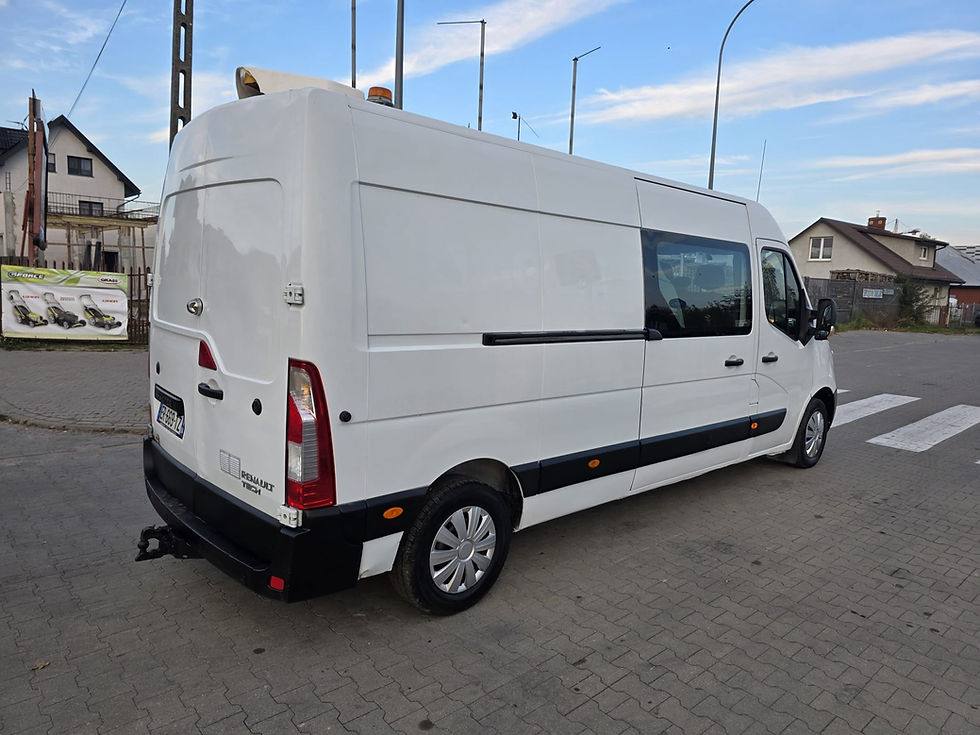 Miniatura: Renault Master Doka 7-Osobowy 2017 Rok