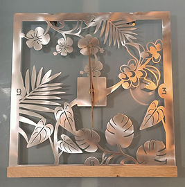 Horloge Jungle : 85 € + frais d'envoi ( 10 € )