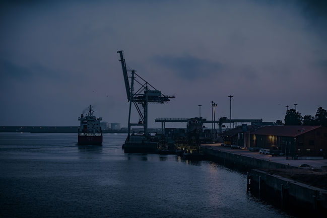 The sea trade port in Matosinhos, Porto_edited.jpg