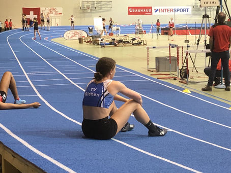 Aline Kämpf wird 5. an den Hallen-Mehrkampf Schweizermeisterschaften der Frauen 