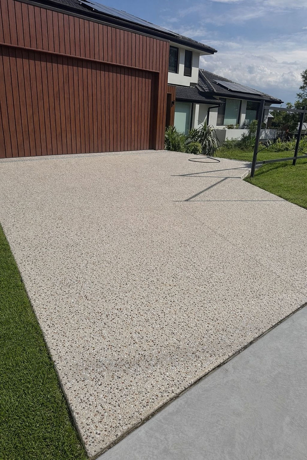 Exposed Aggregate Concrete Dfriveway Sydney copy