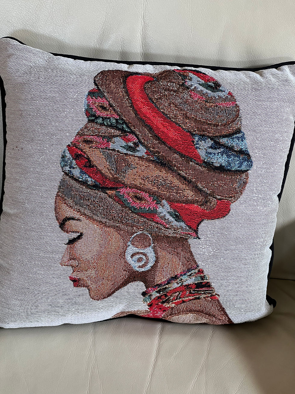 Thumbnail: Decorative Pillows