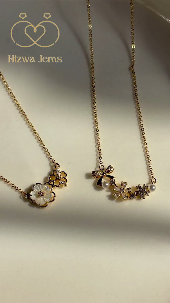Fashionable necklace jewellery for teenage girls perfect for everyday wear