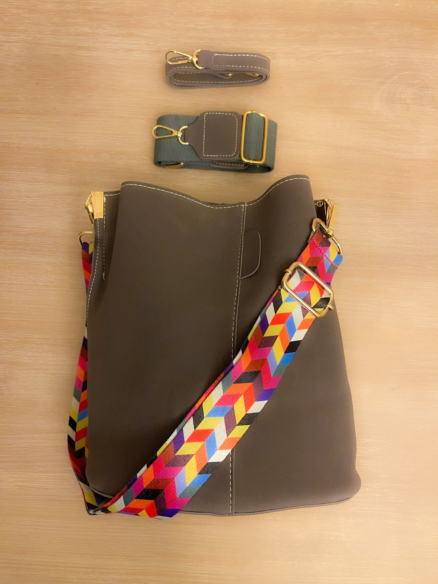 Bolsa Blake Shoulder -cinza