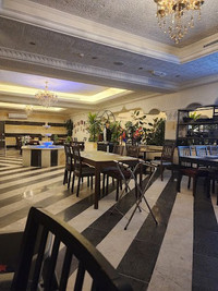 مطعم هُنا دمشق في جدة