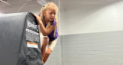 Agility Girl ready to jump