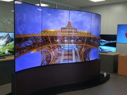 DIGITAL SIGNAGE