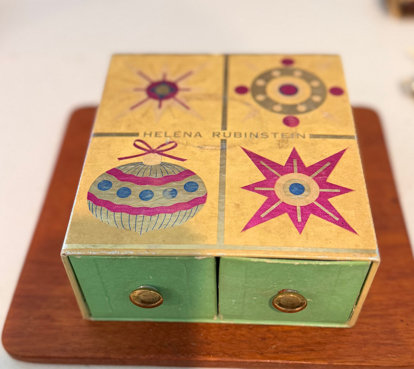 Helena Rubenstein Box