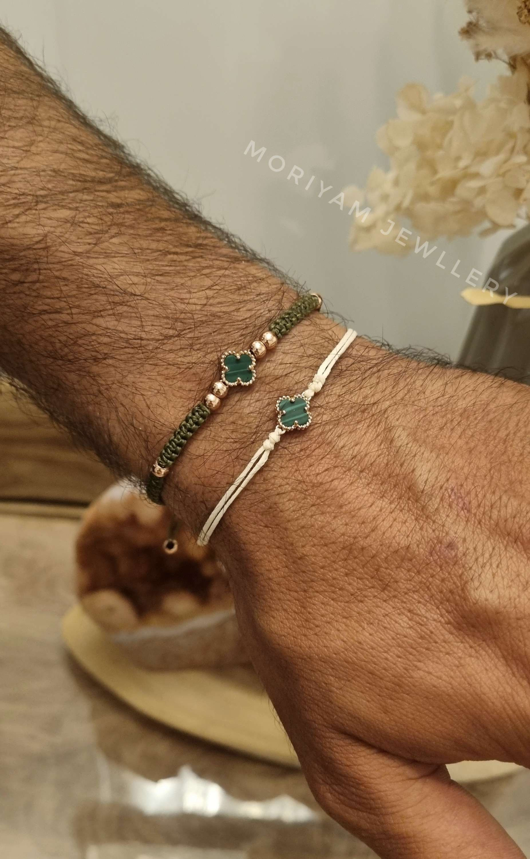 סט צמידי מקרמה ואן קליף