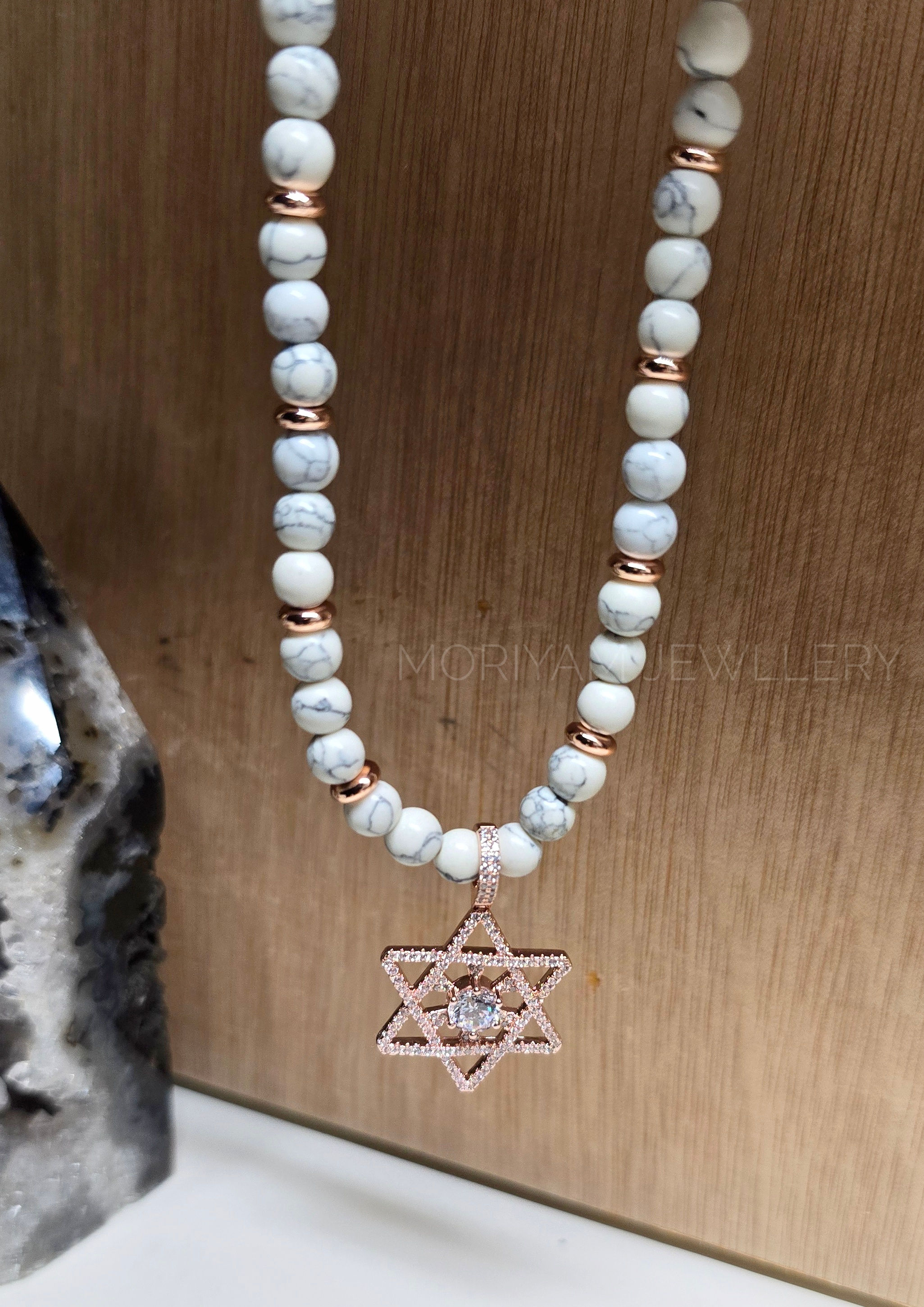 שרשרת חרוזי היולייט רוזגולד ותליון מגן דוד