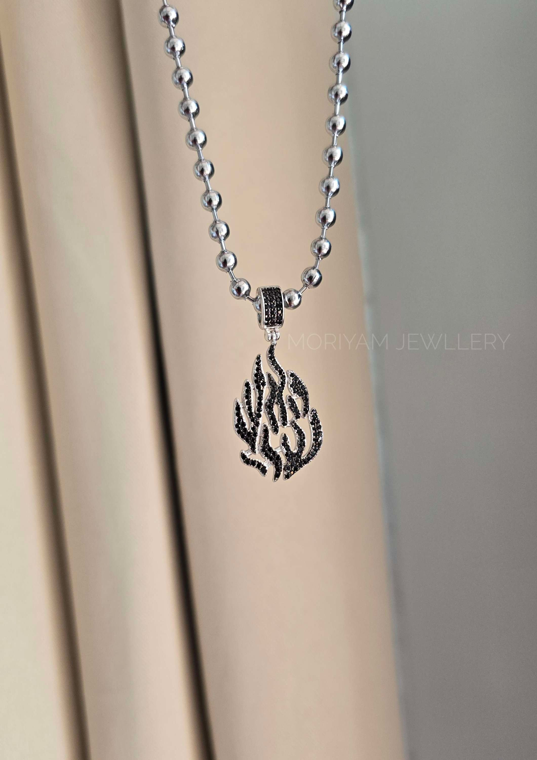 שרשרת האש שלי BLACK