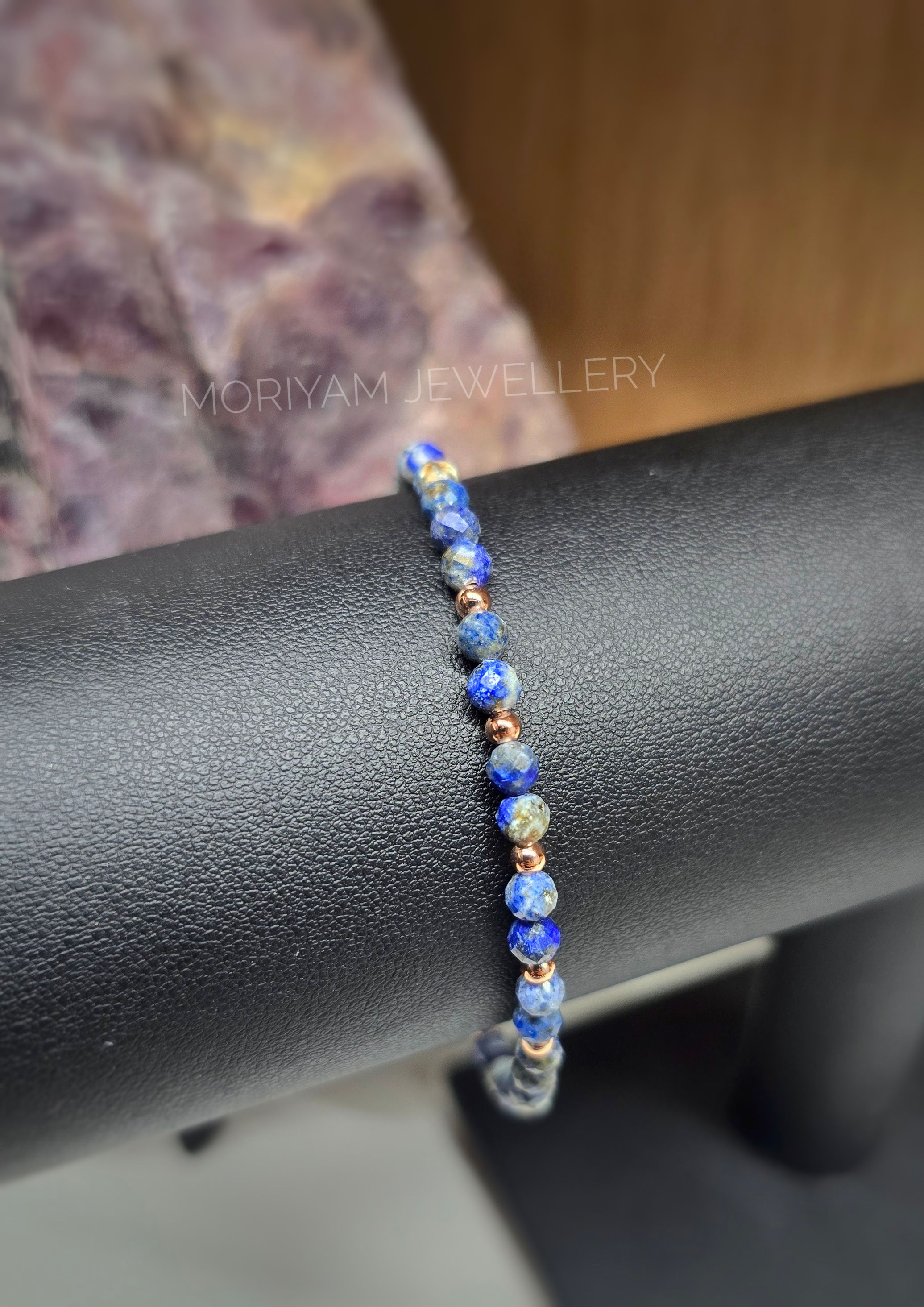 צמיד חרוזי לאפיס לזולי רוזגולד