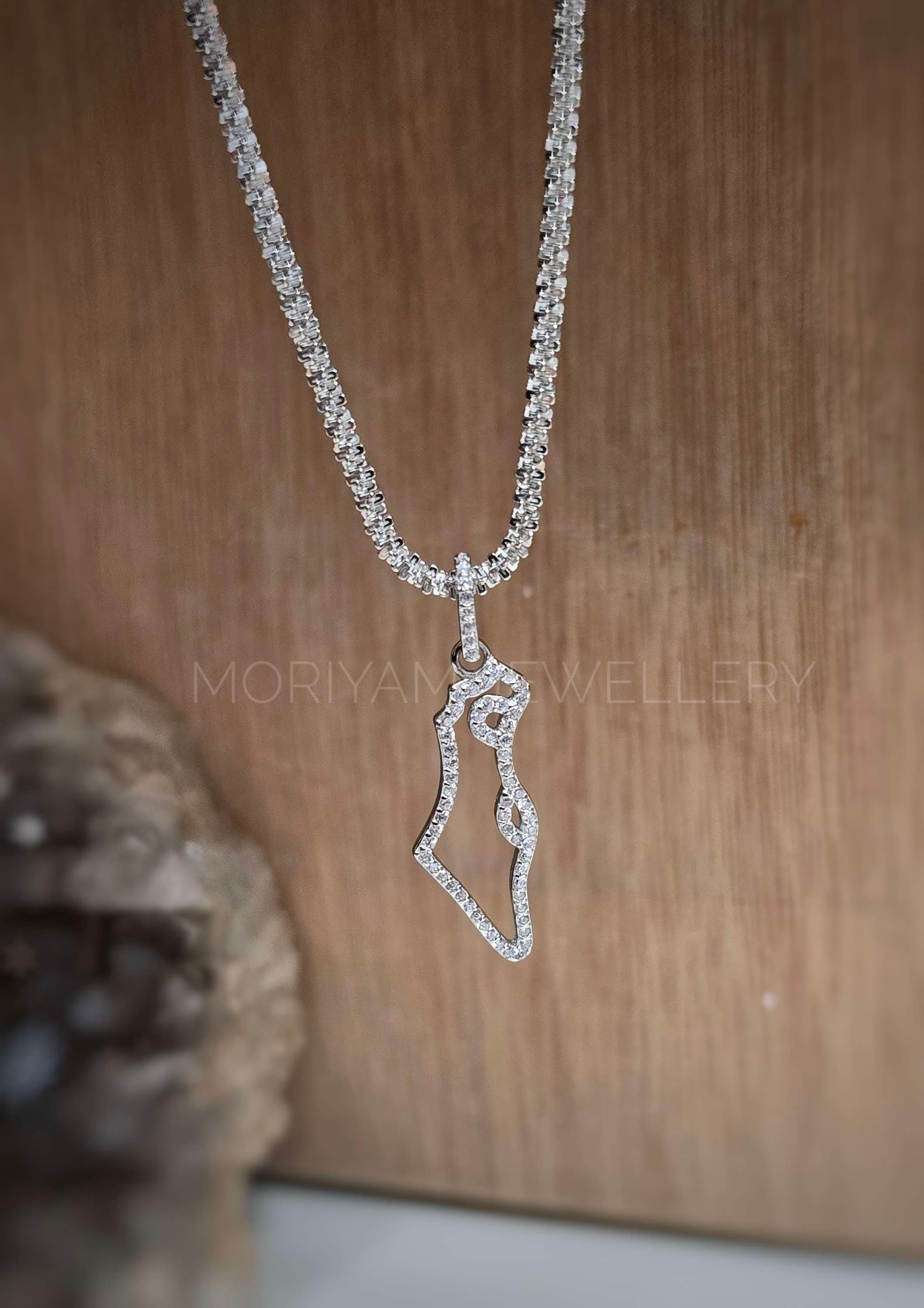 שרשרת חיתוכים איטלקית ותליון ארץ ישראל