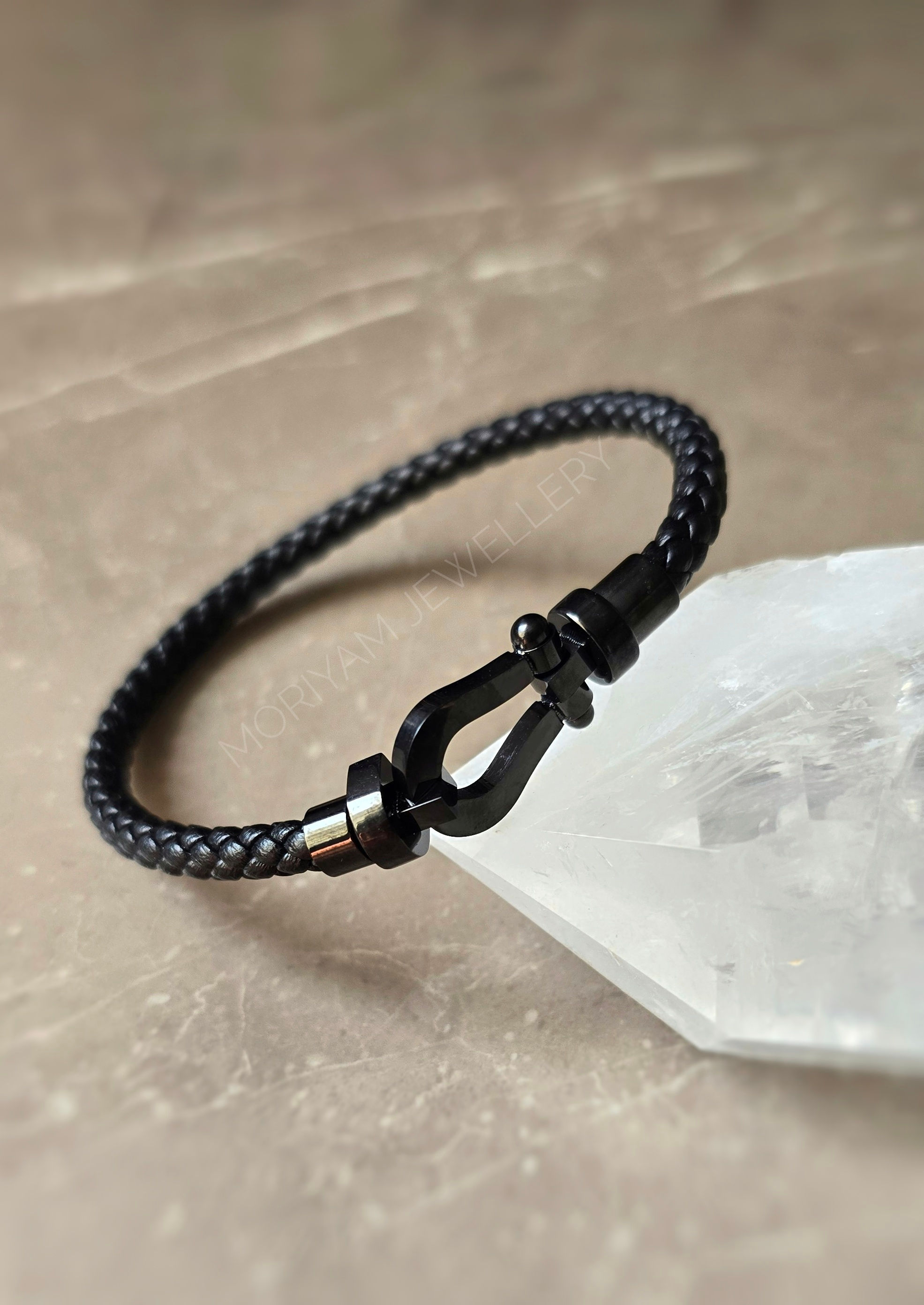 צמיד עור פרד שחור STL