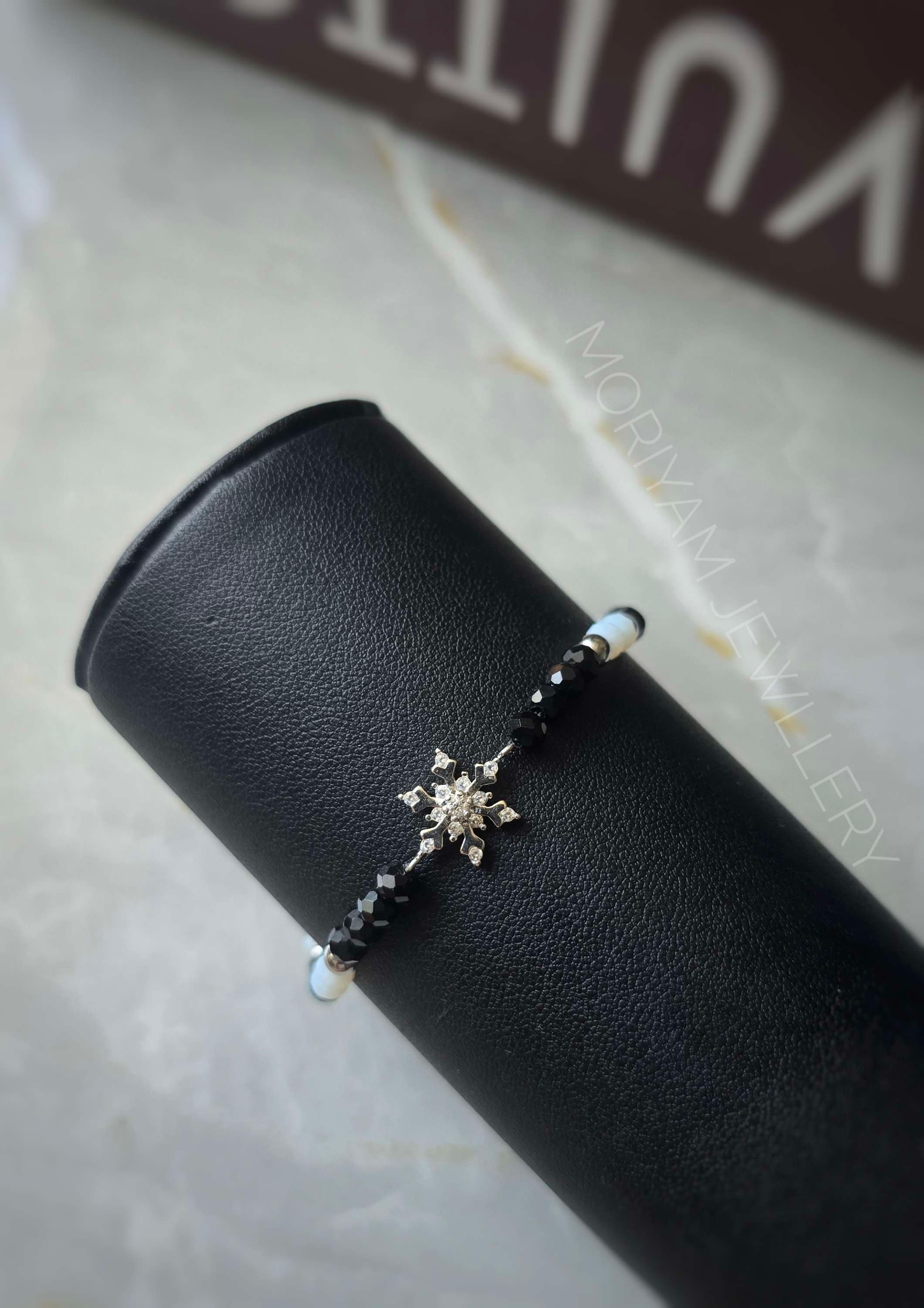 צמיד פתית שלג חרוזים