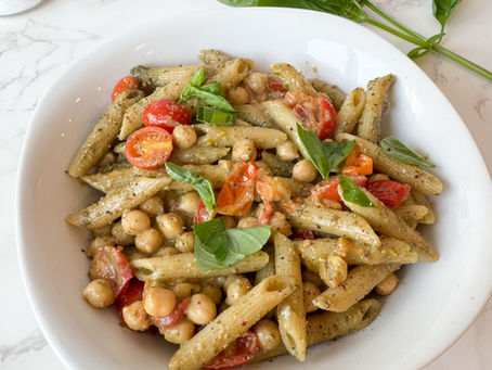 Budget-Friendly Chickpea Pesto Pasta