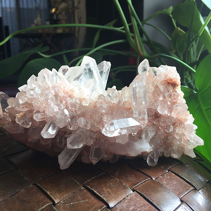 伊藤麻美  、ヒーリングストーンラボ、クリスタルヒーリング、天然石講座、パワーストーン講座、科学で証明するパワーストーン入門、綺麗な天然石