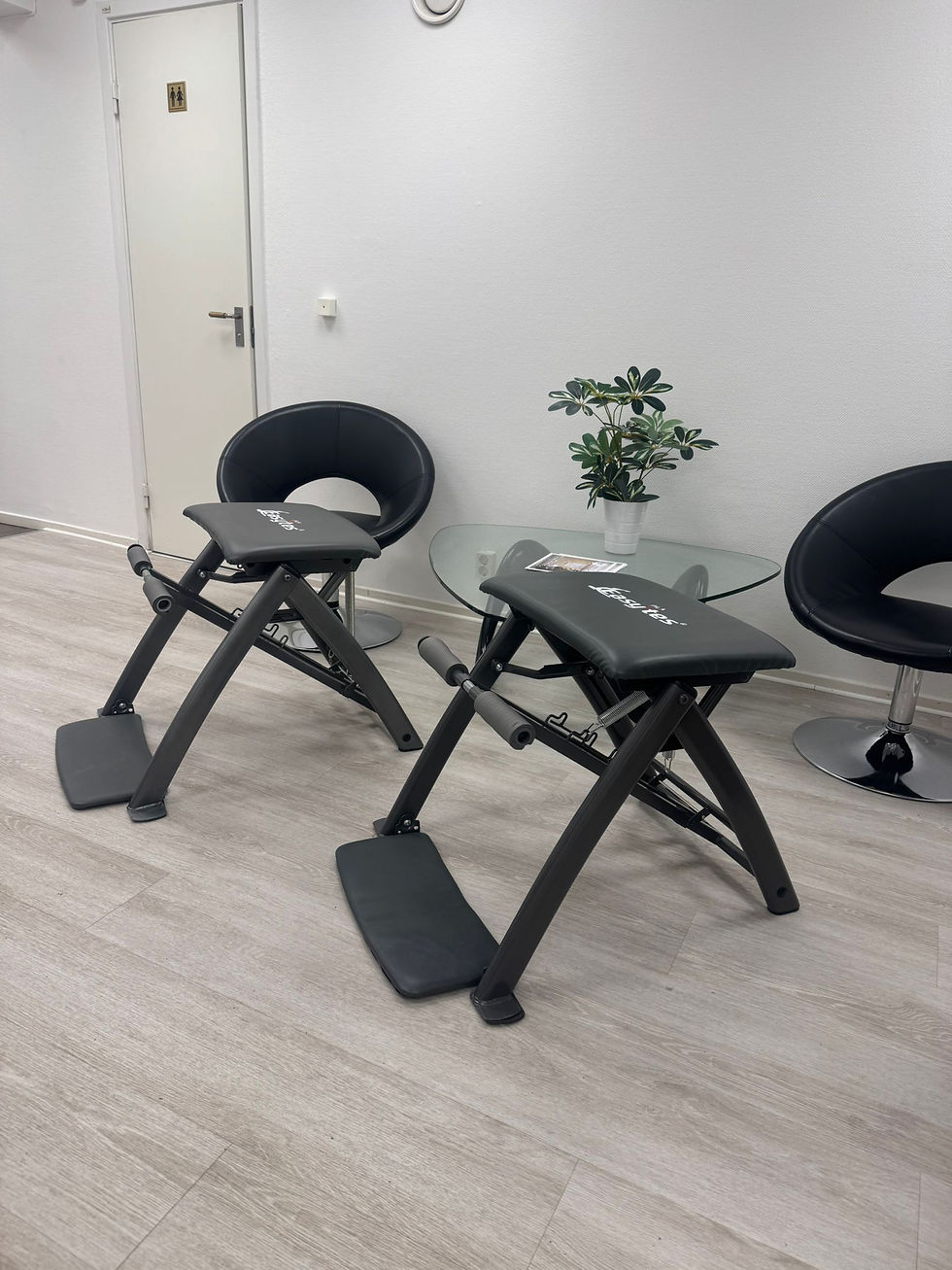 Thumbnail: [Pre-Owned] Foldable Wunda Chair