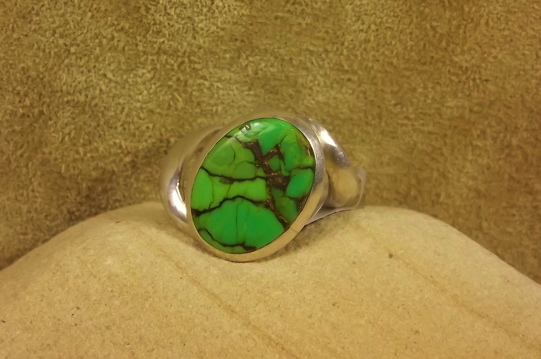 Green Turquoise & Silver Ring - Size 6.5