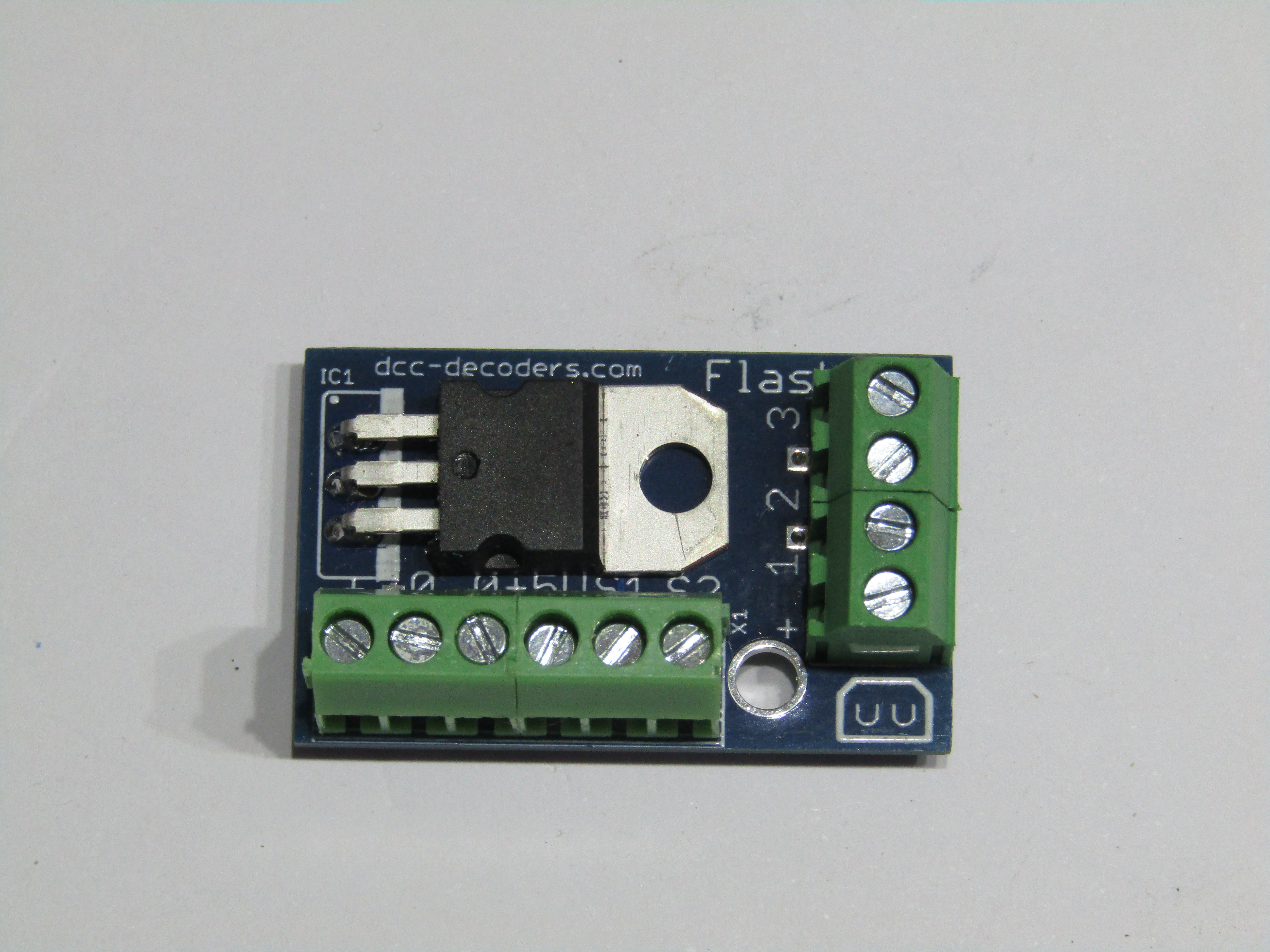 Grade crossing flasher v3