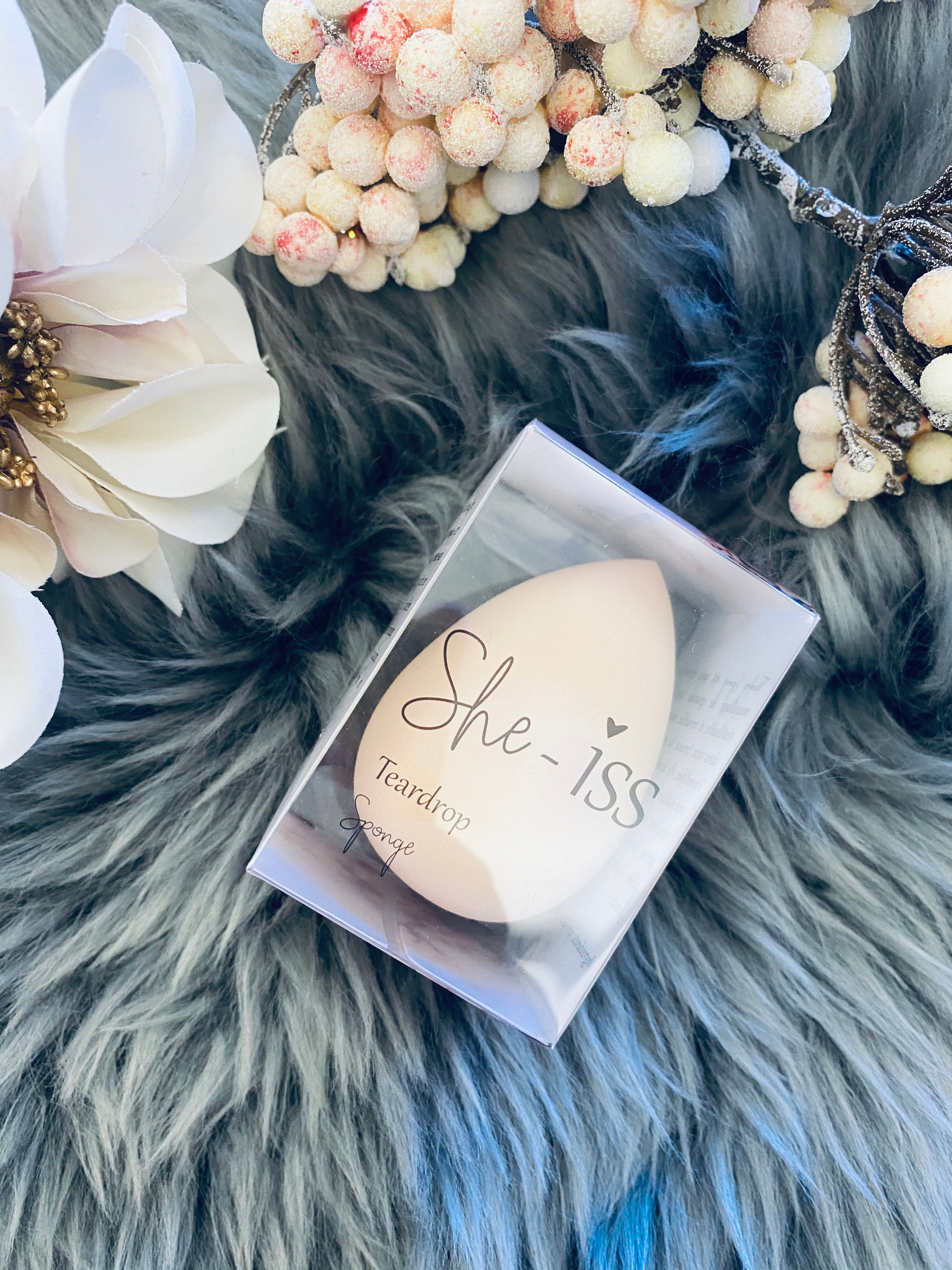 SHE-ISS Teardrop Sponge