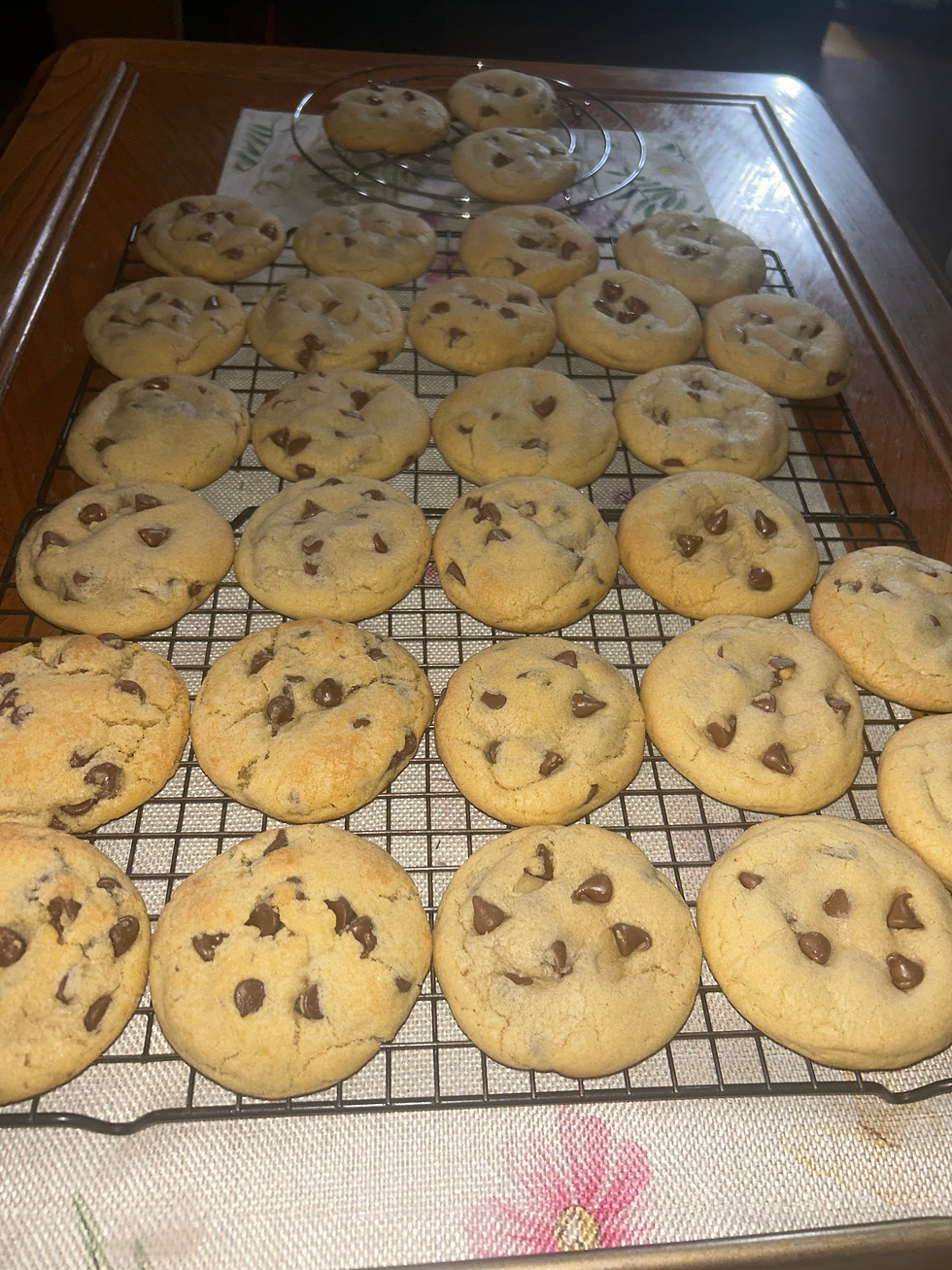Thumbnail: Chocolate chip cookies (add-ons available)