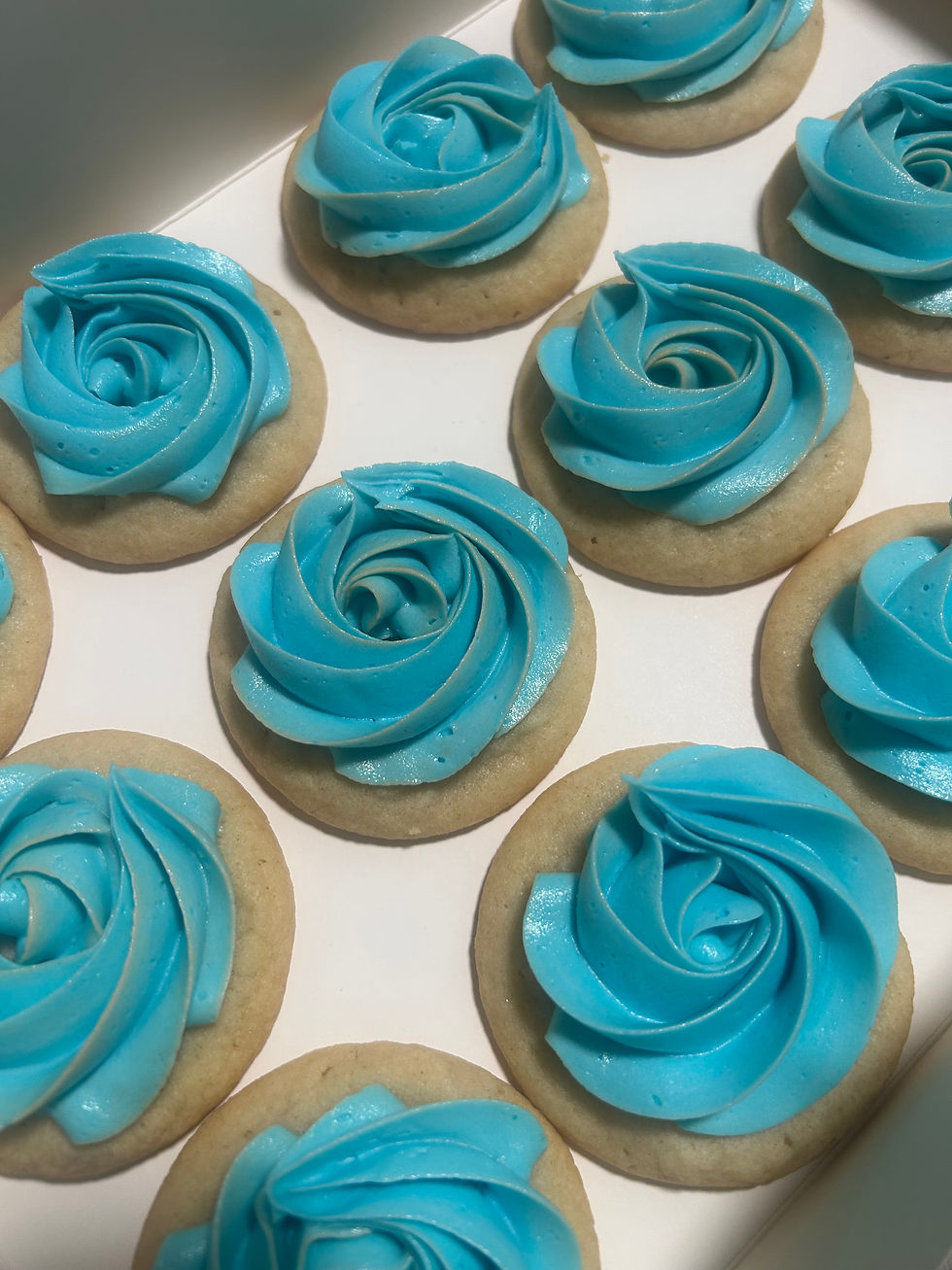 Thumbnail: Frosted sugar cookies 