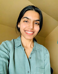 summiayakhanauthorphoto.jpeg