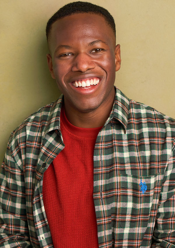 ShemLouis - Headshot (Comedy).jpg