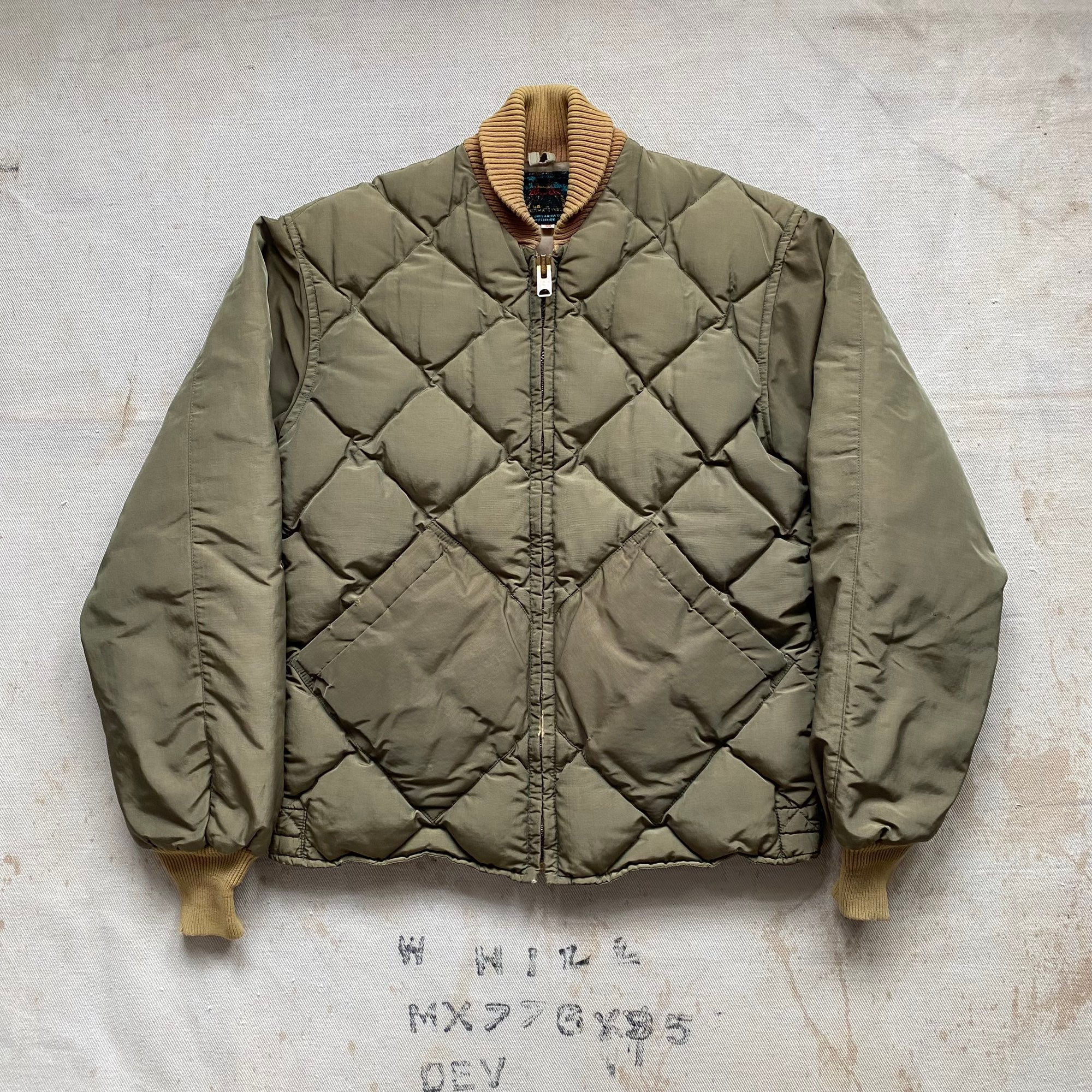 60’s EDDIE BAUER SKYLINER DOWN JACKET