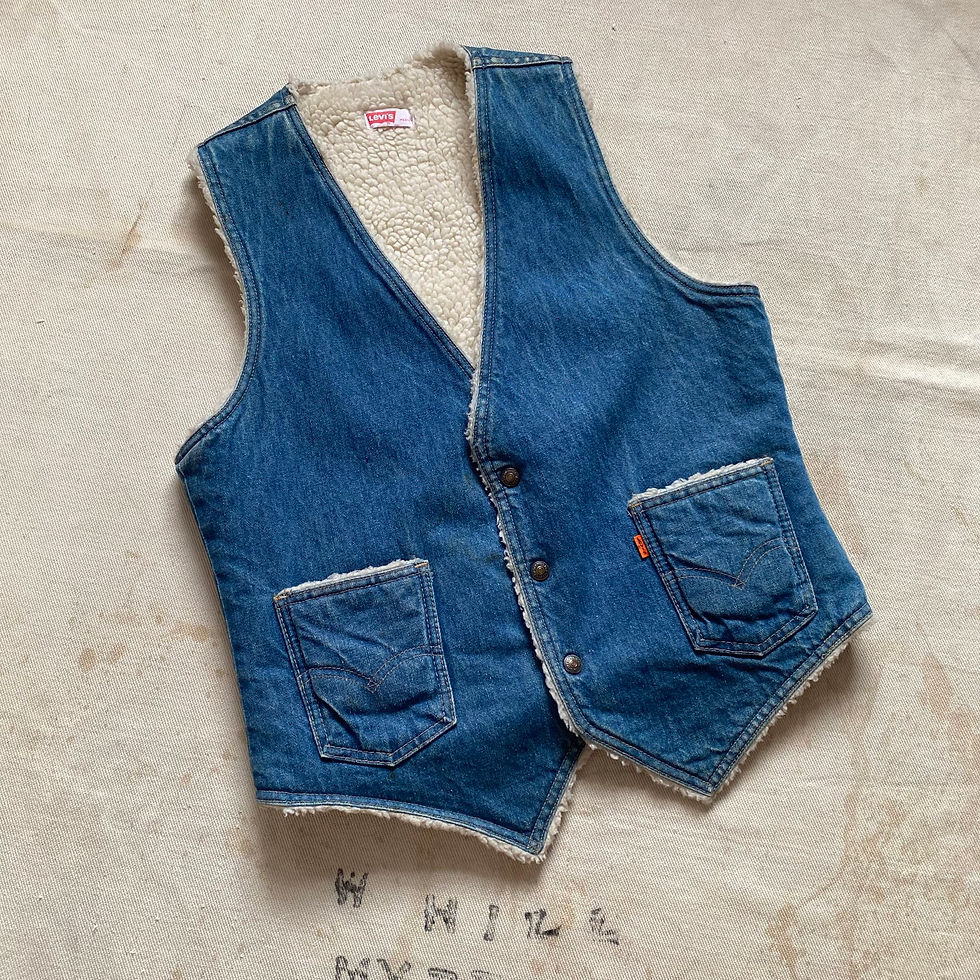 섬네일: 70’s LEVI’S BOA LINED DENIM VEST