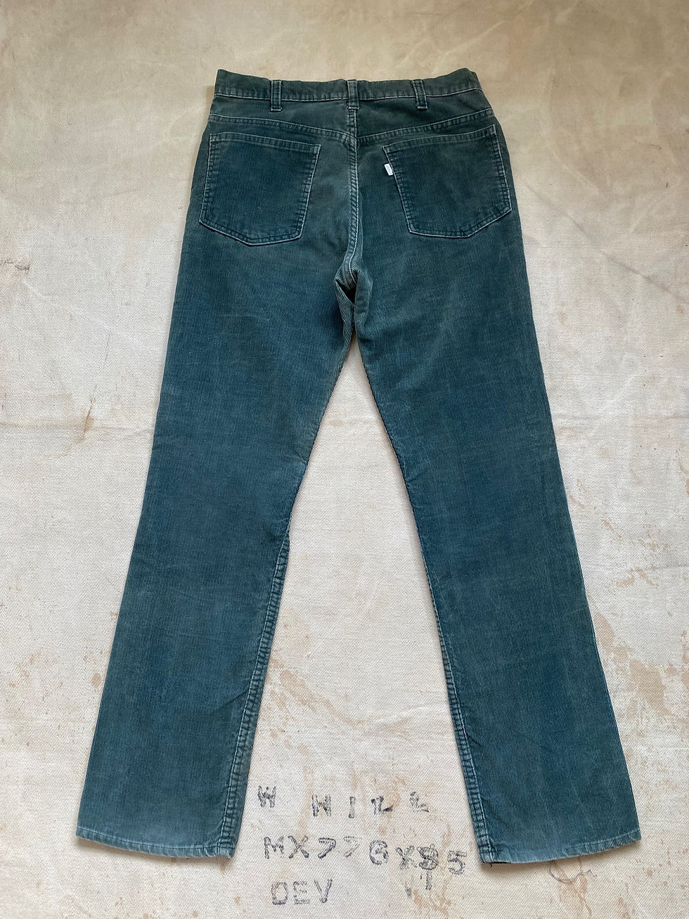 Thumbnail: 80’S LEVI’S 519-1532 CORDUROY PANTS WITH TALON 42 ZIPPER 