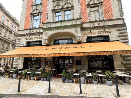 Budapest Travel Guide: The Paris of Eastern Europe + Inside the World’s Most Beautiful Cafés