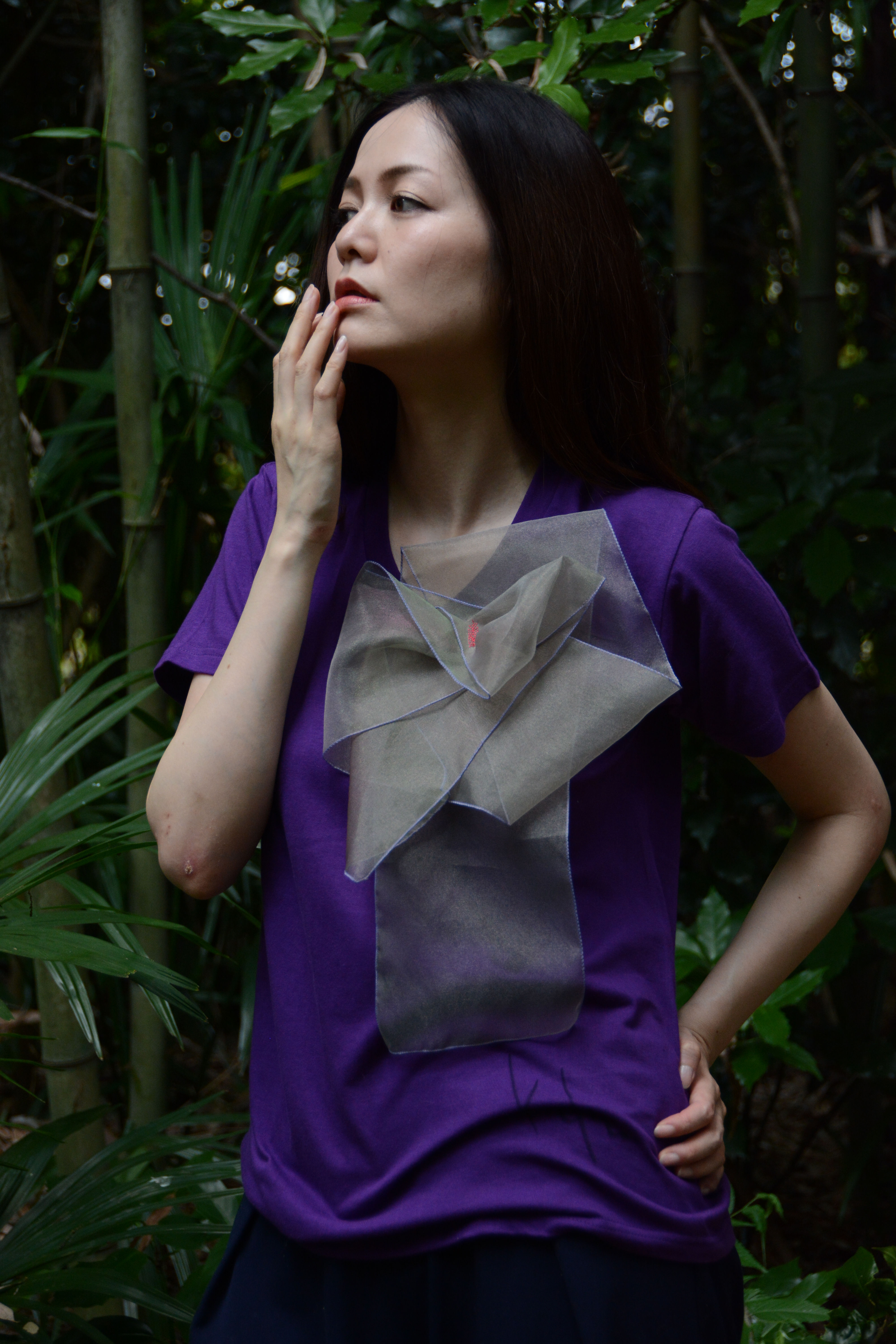 Kikuko  Only one -ラッフルアップリケT-shirt