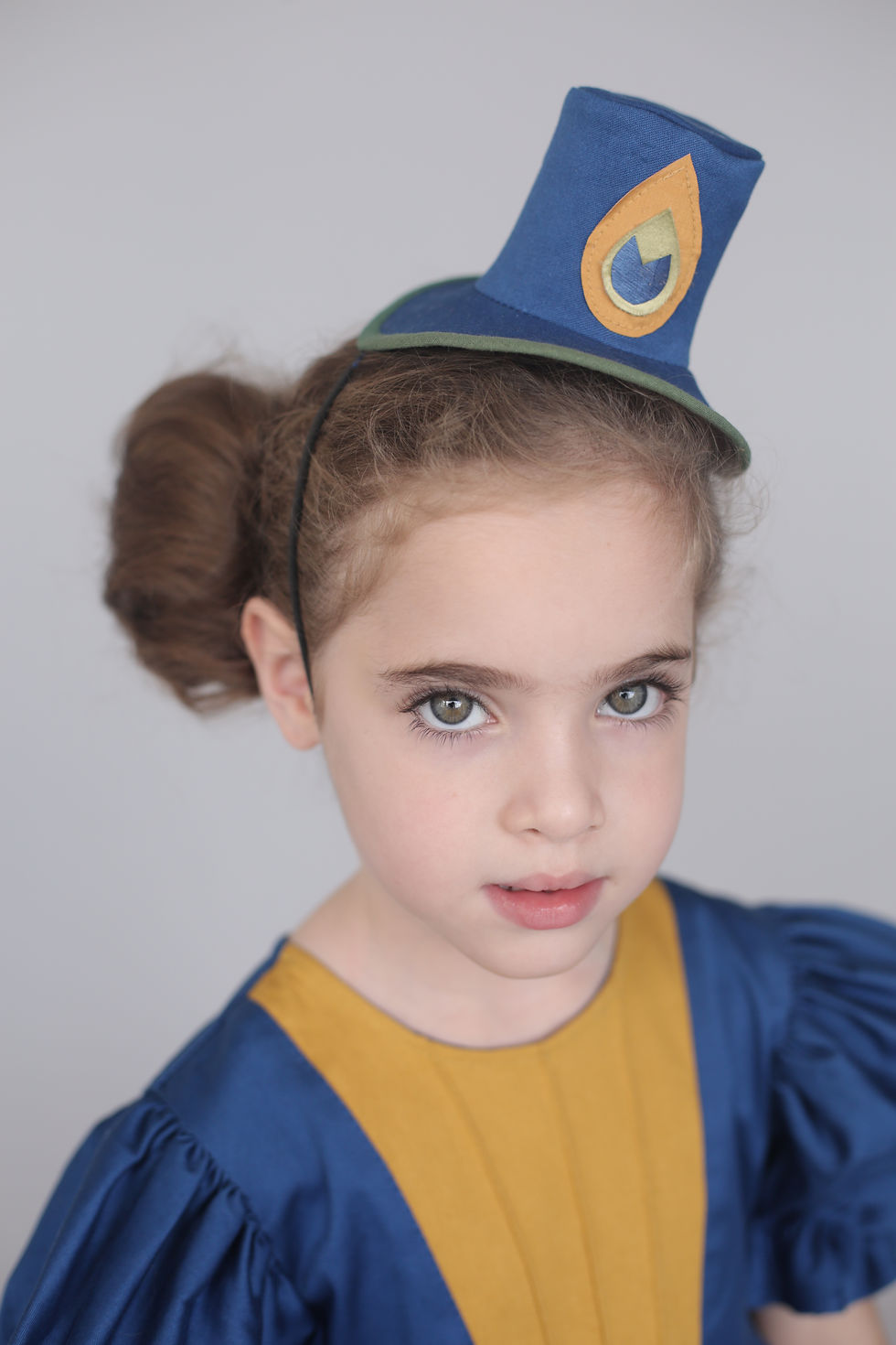 Thumbnail: כובע  לתחפושת טווס