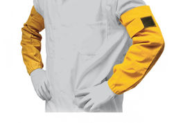 ARMBESCHERMING IN LEDER