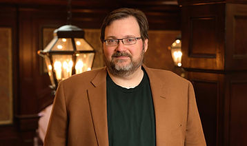 Brandon-Sanderson-c-Octavia-Escamilla1.jpg