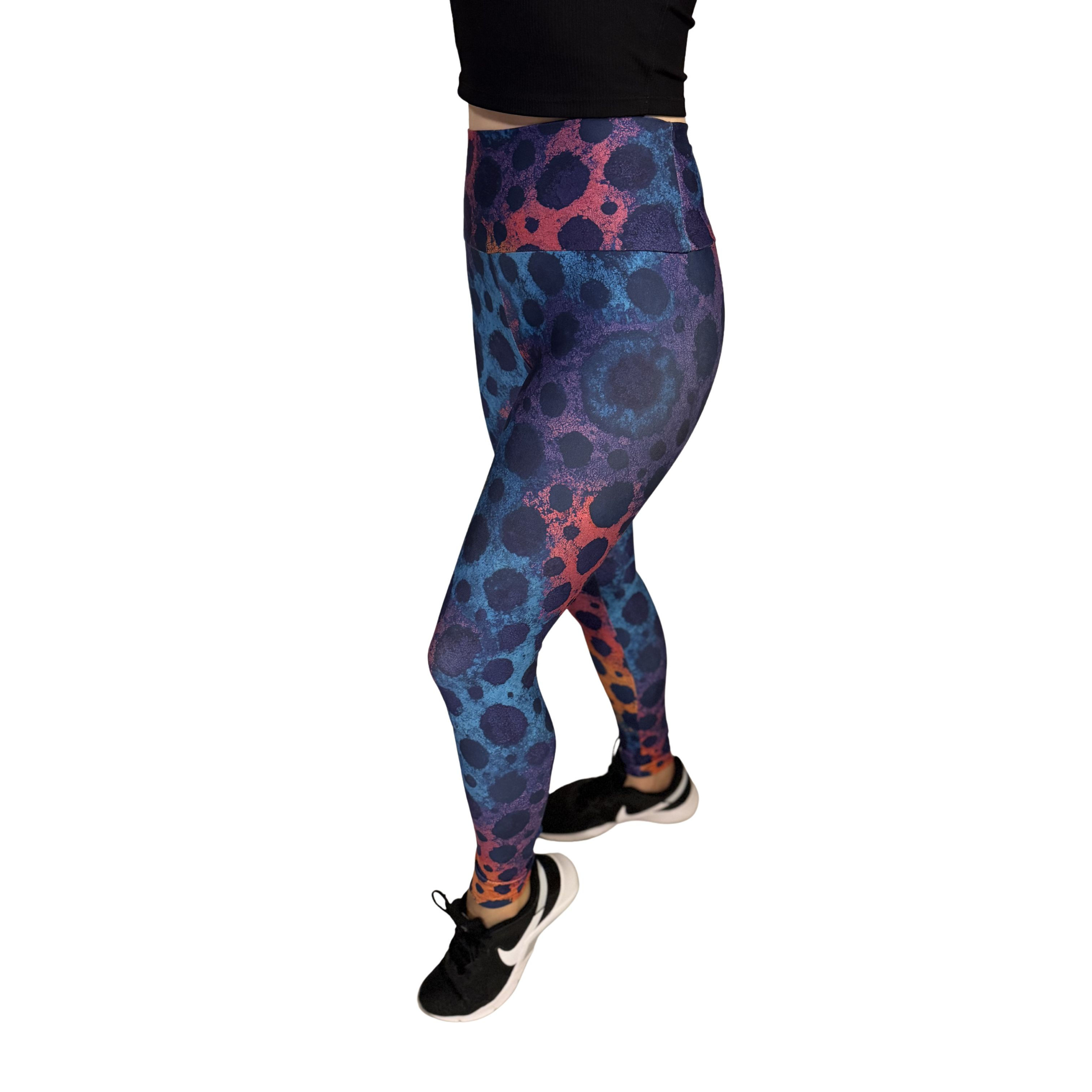 Spot Leggings/by Goo