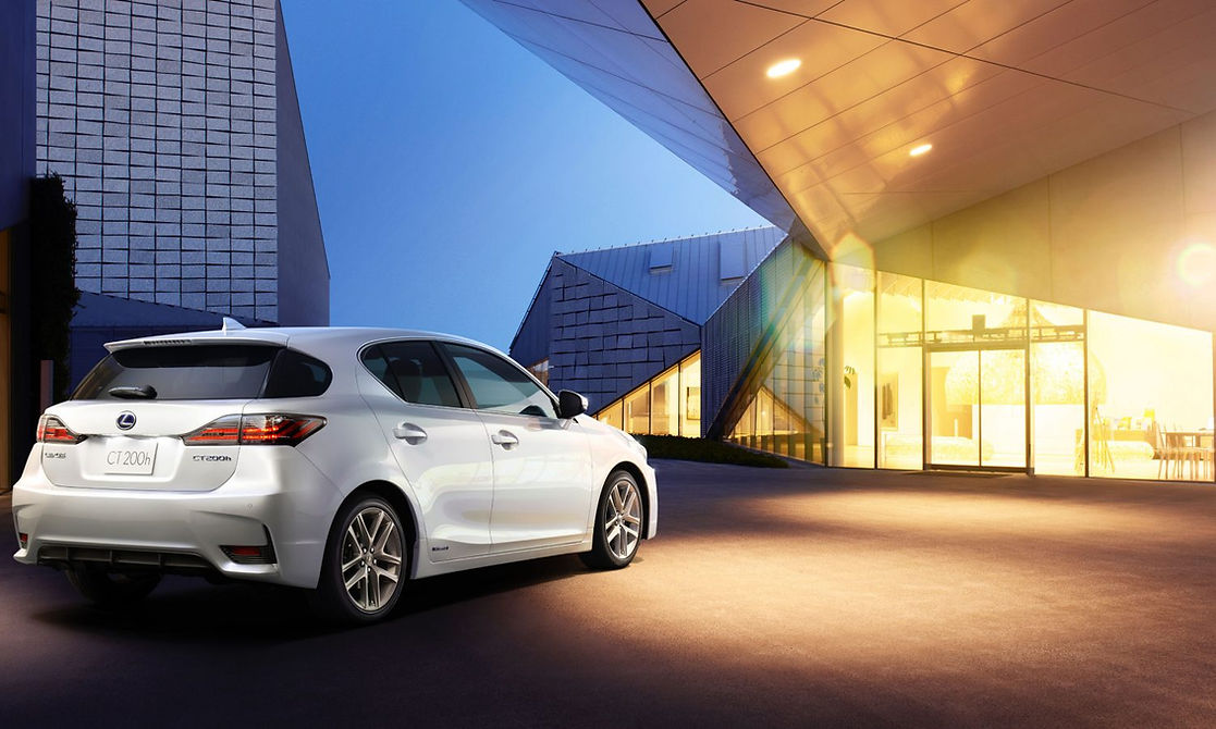 2014_Lexus_CT_200h_002-1500x900.jpg