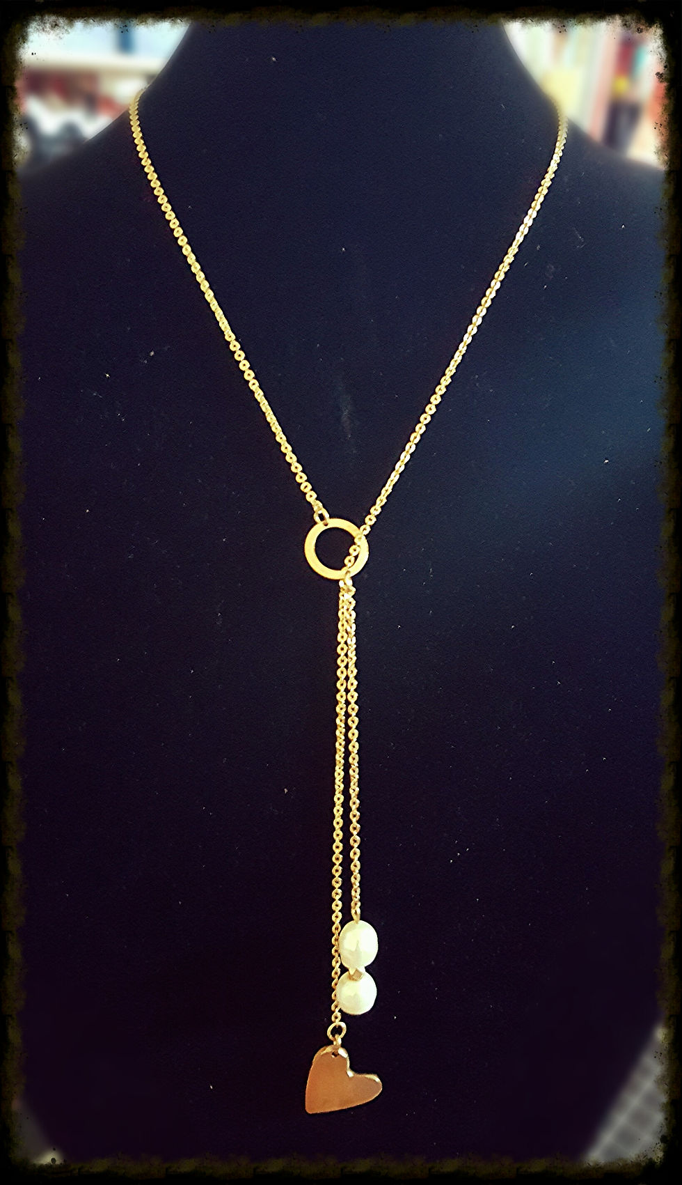 Thin brass and pearl necklace