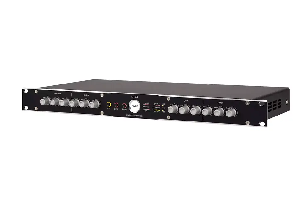 Miniaturebillede: Elysia xmax on mastering desk for analog masterbus compression and mix bus processing setup