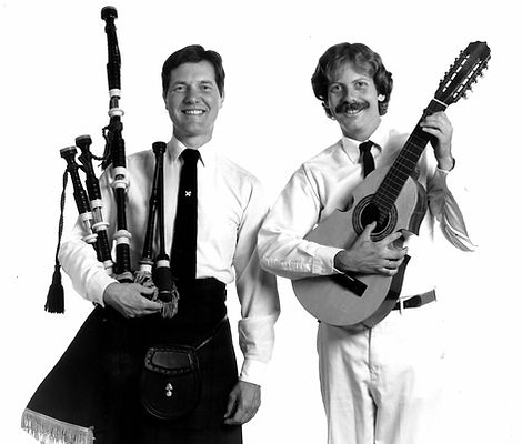 cuatro and bagpipe.jpg