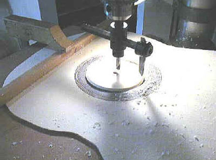 rs_soundhole_disk_cut_out.jpg